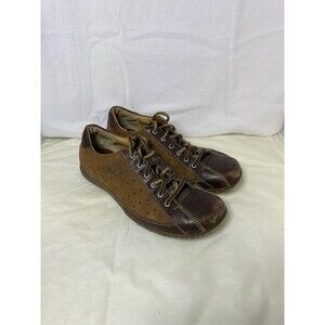 Born Women Brown Oxford Shoe Size 9M Lace Up Business Casual 2 Tone